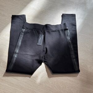 Romeo & Juliet Couture Black Skinny Leggings Size M